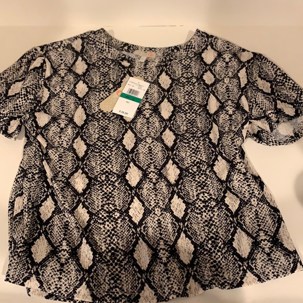 Snake skin tshirt!